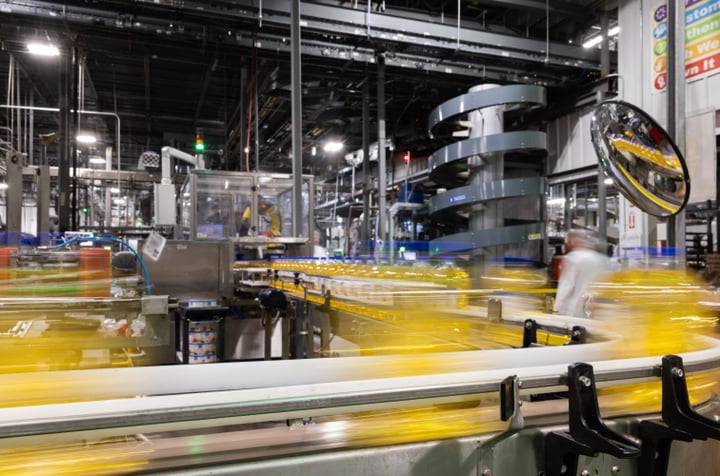 plant-retail-bottle-blur-default-cards