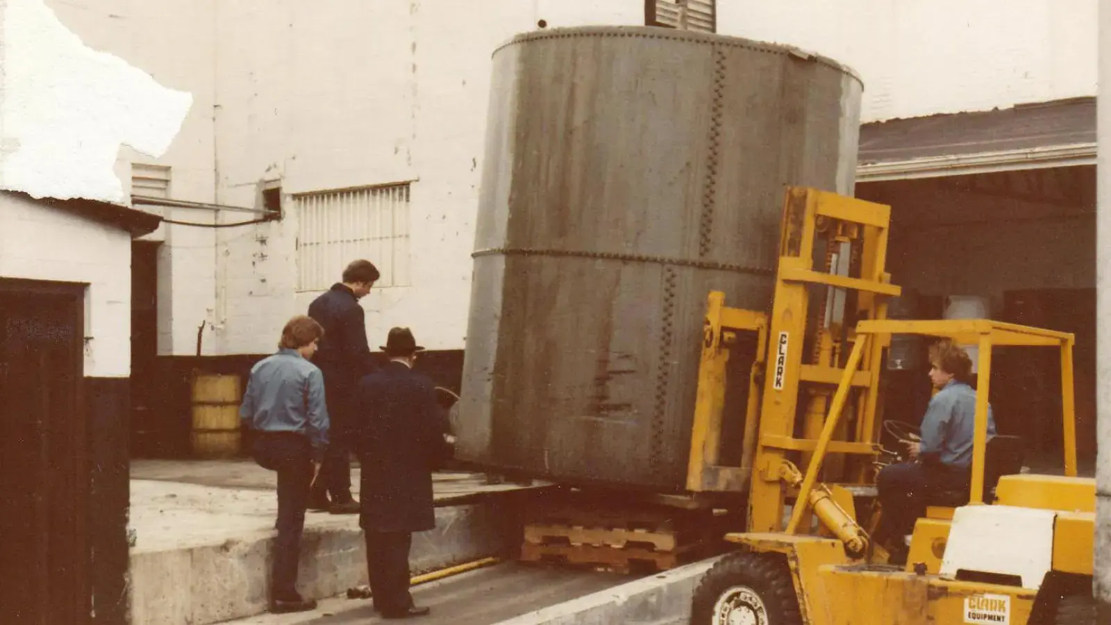 1988-new-oil-tank (1)