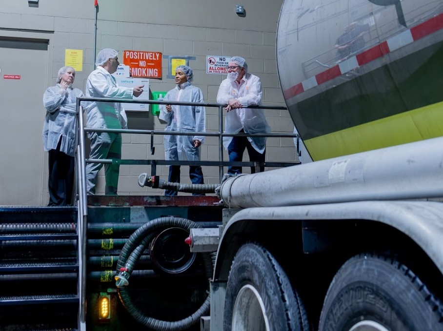 Catania-Oils-Employee-Culture-slideshow-2